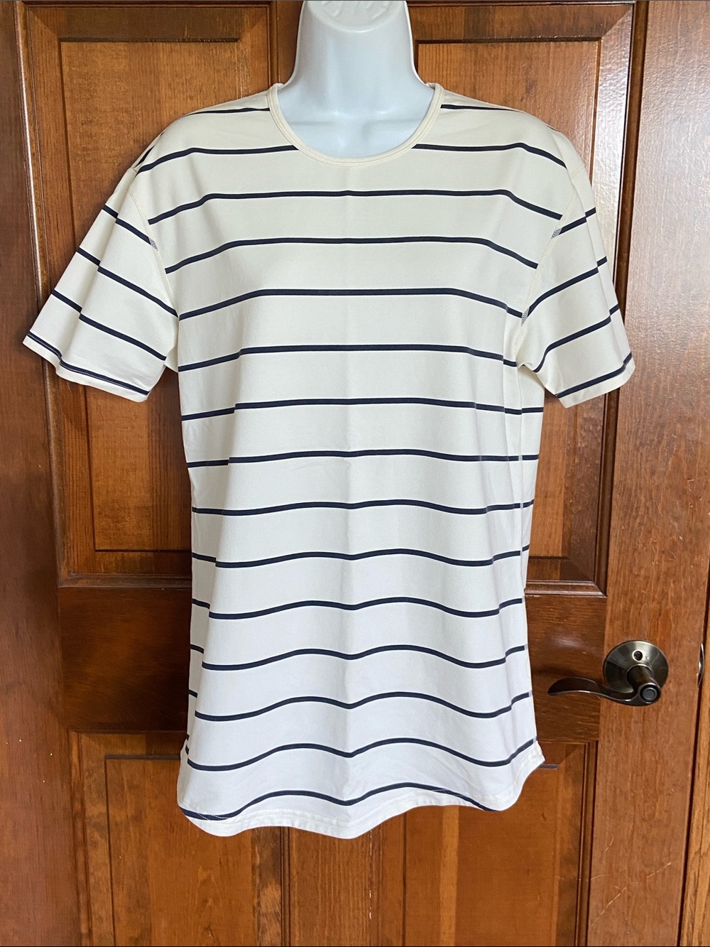 BYLT Basics LUX Striped Drop-Cut Tee tailored wrinkle resistant Size Medium